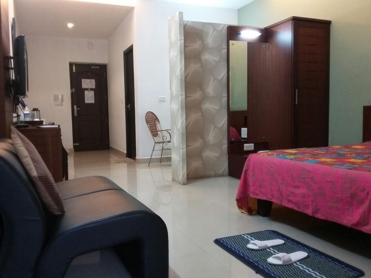 Hotel Soorya Regency Malappuram Kültér fotó