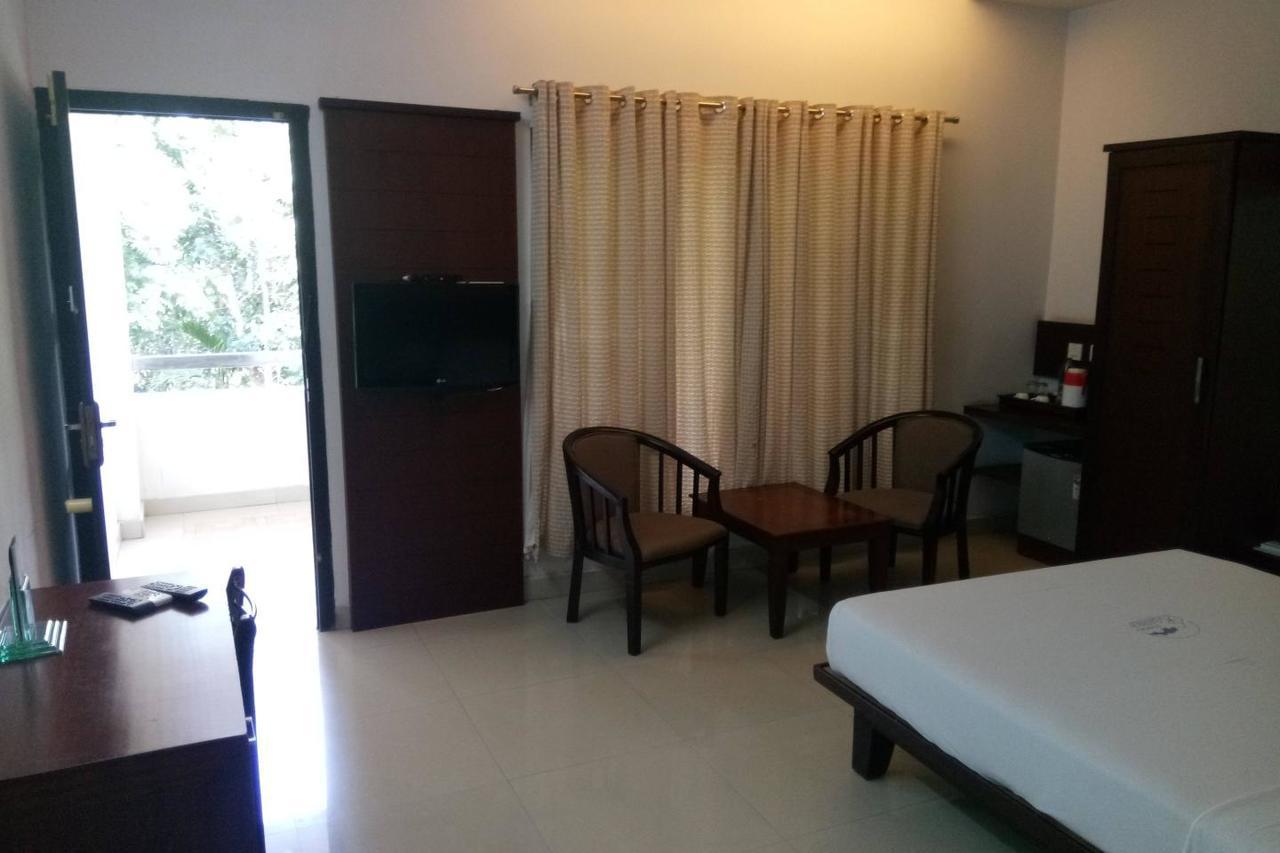 Hotel Soorya Regency Malappuram Kültér fotó